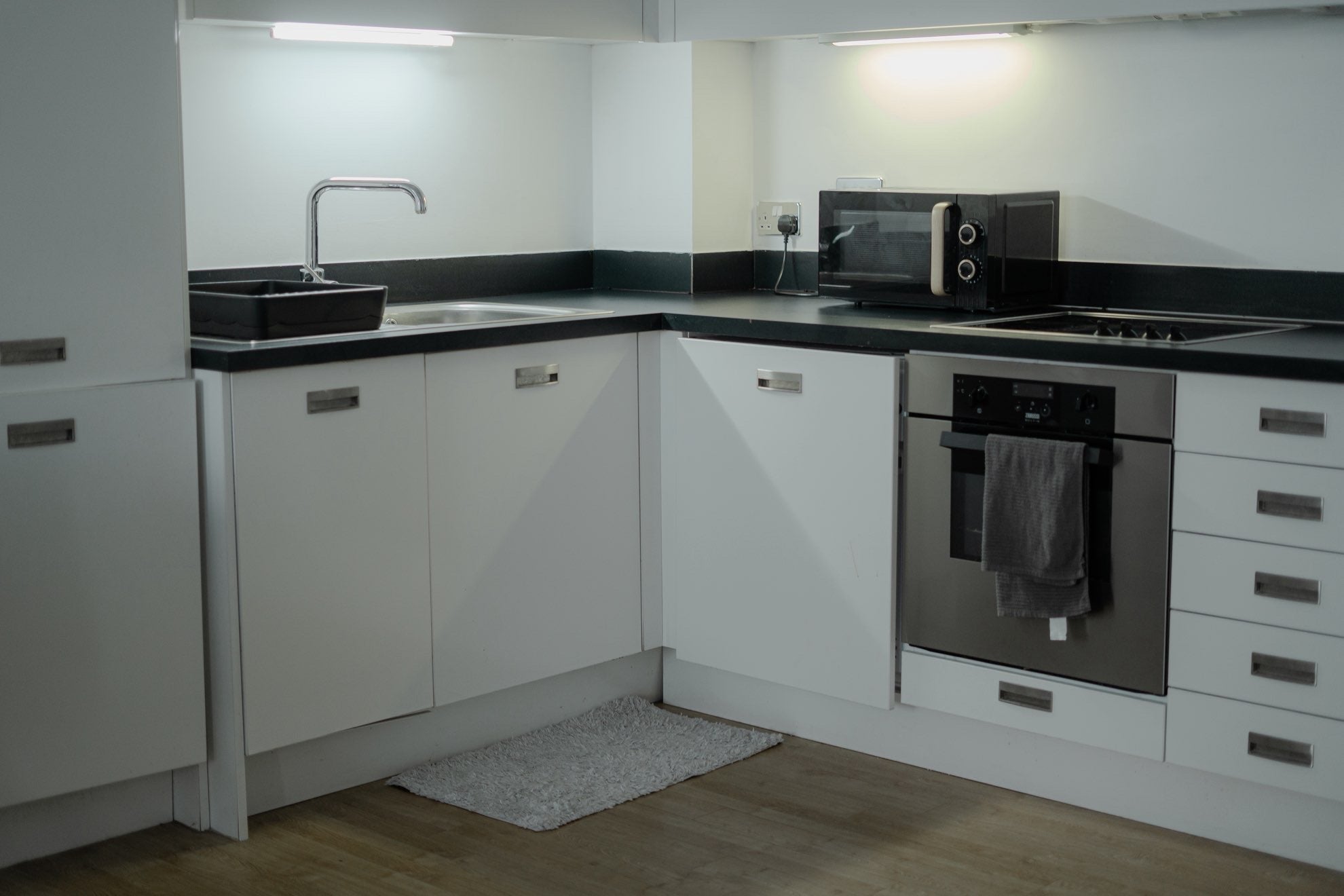 PostBox Apartments in Birmingham City Centre Near Birmingham Canal