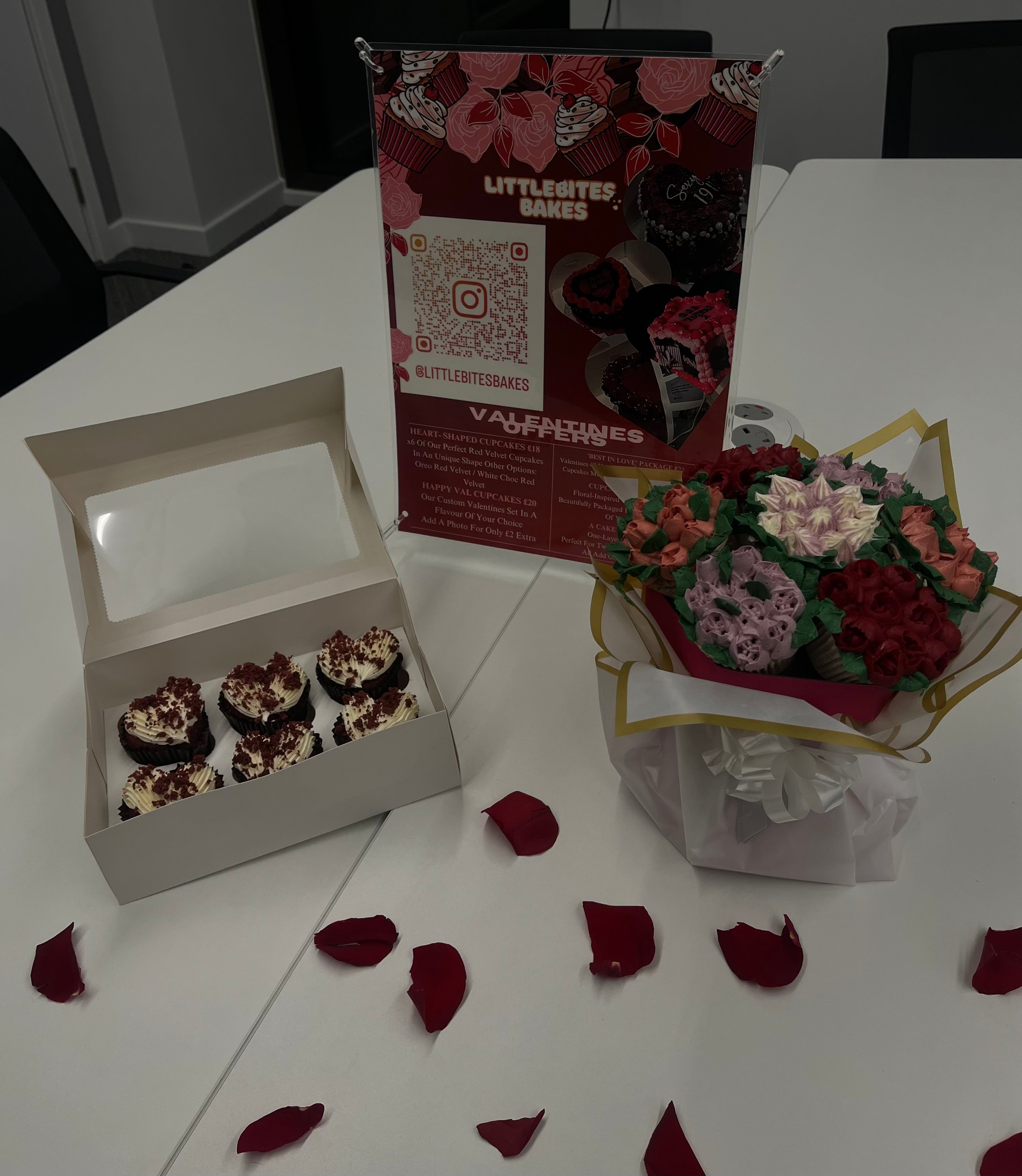 Bites Bakes- Luxury Floral Bouquet