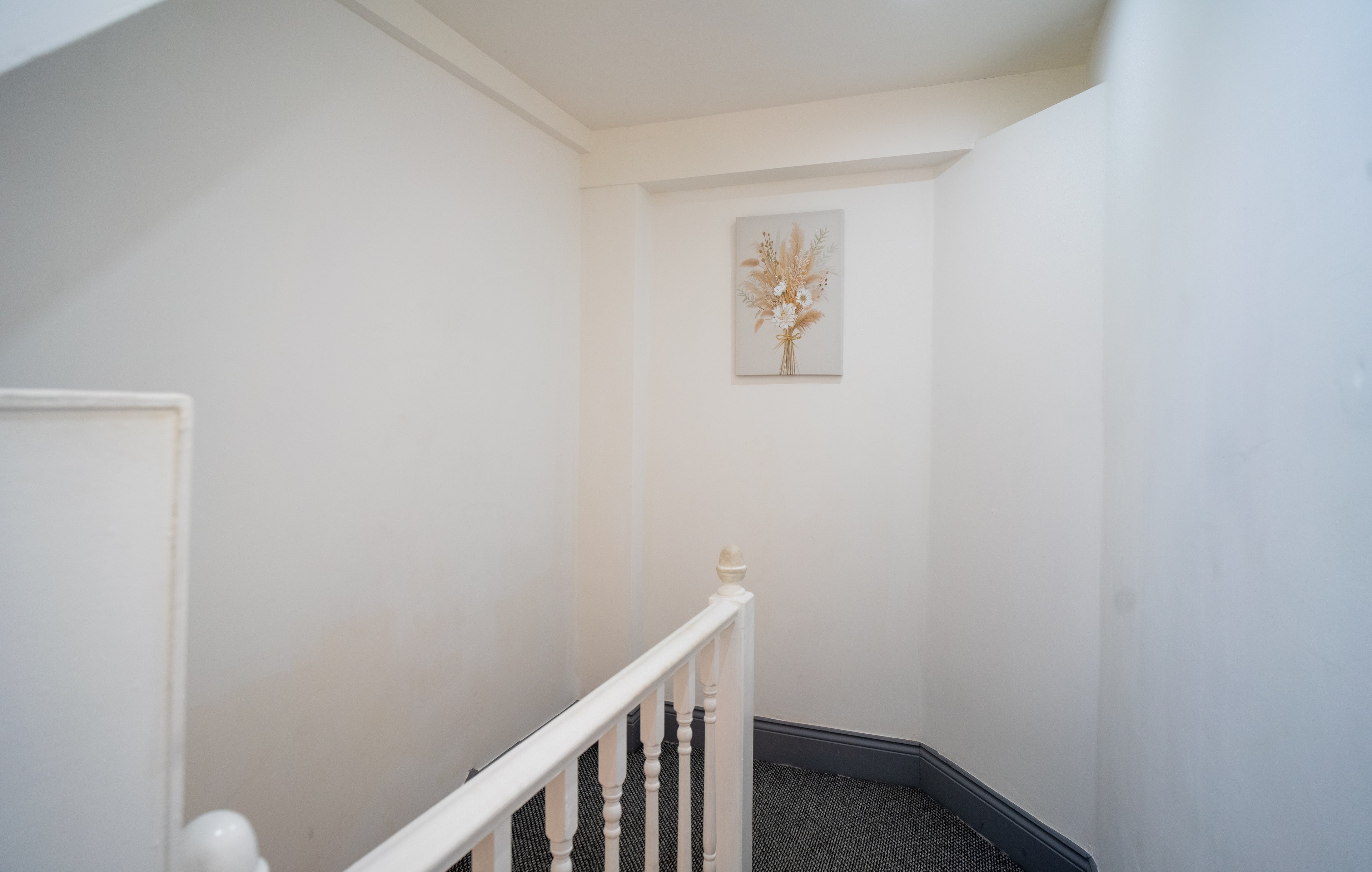 Modern 3 Bed House Near The O2 | Free Parking