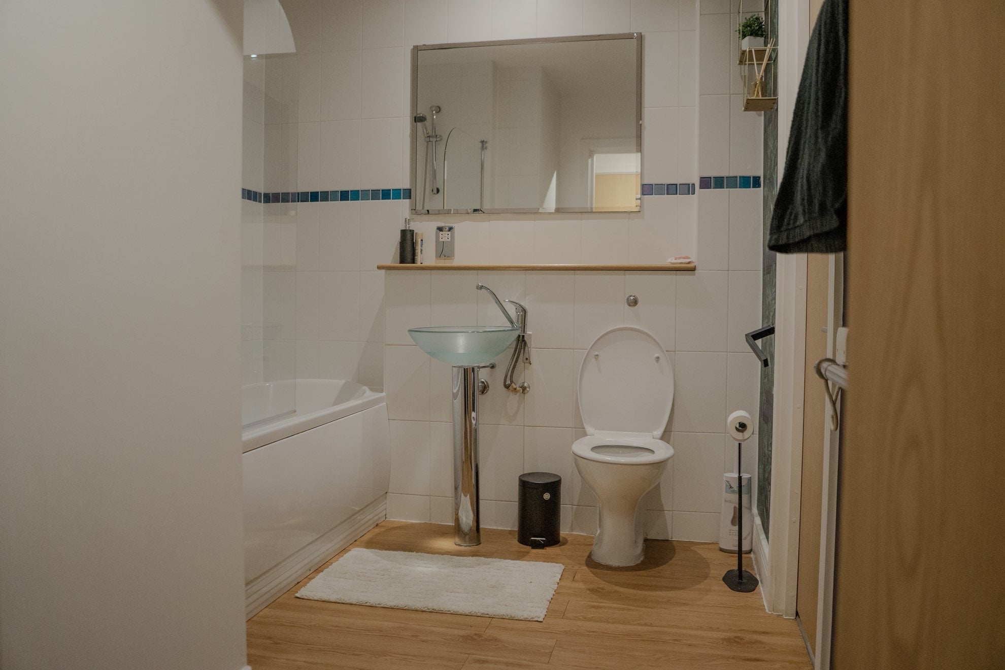 PostBox Apartments in Birmingham City Centre Near Birmingham Canal