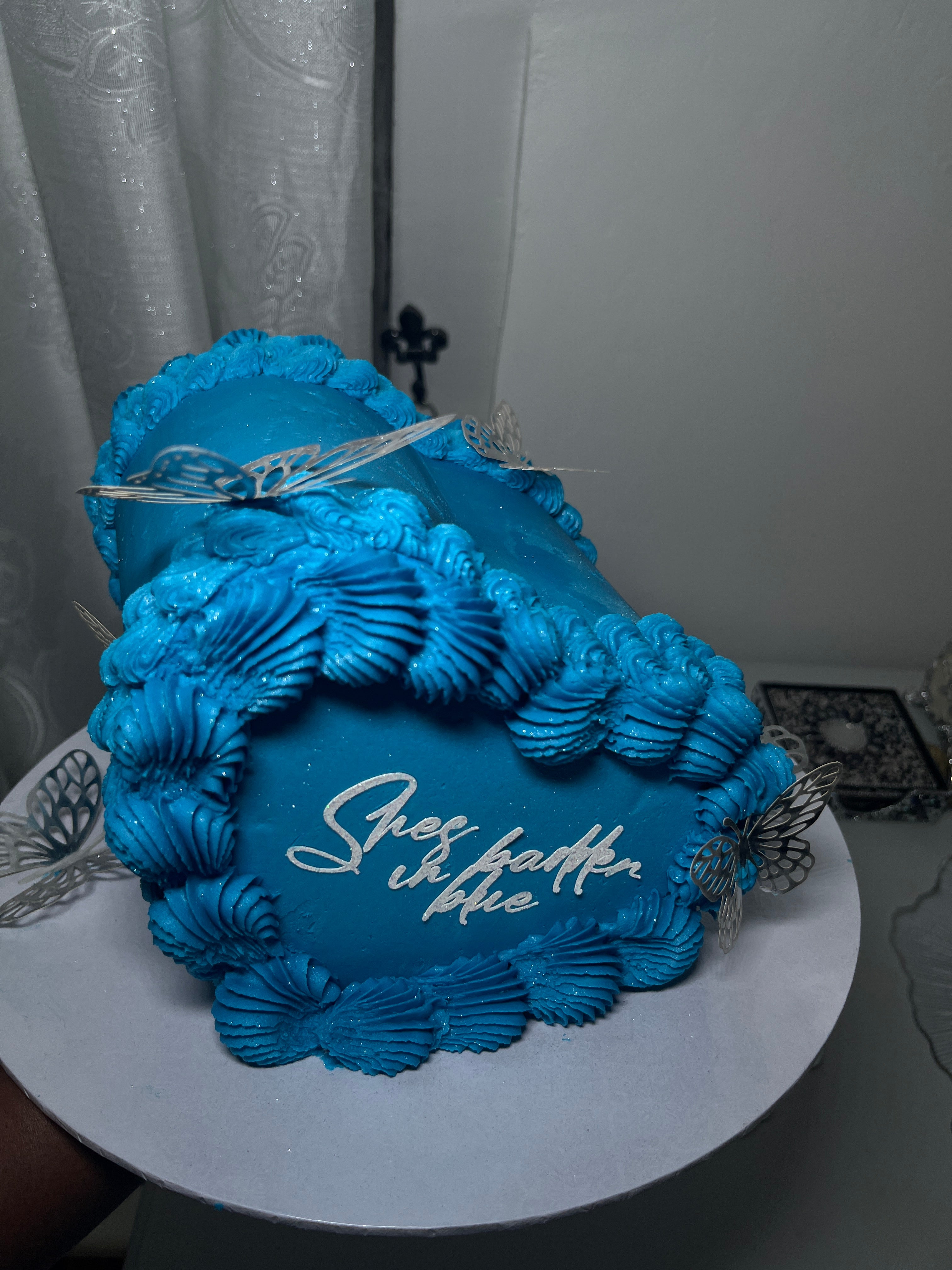 Baked by Amarachi (cakes)